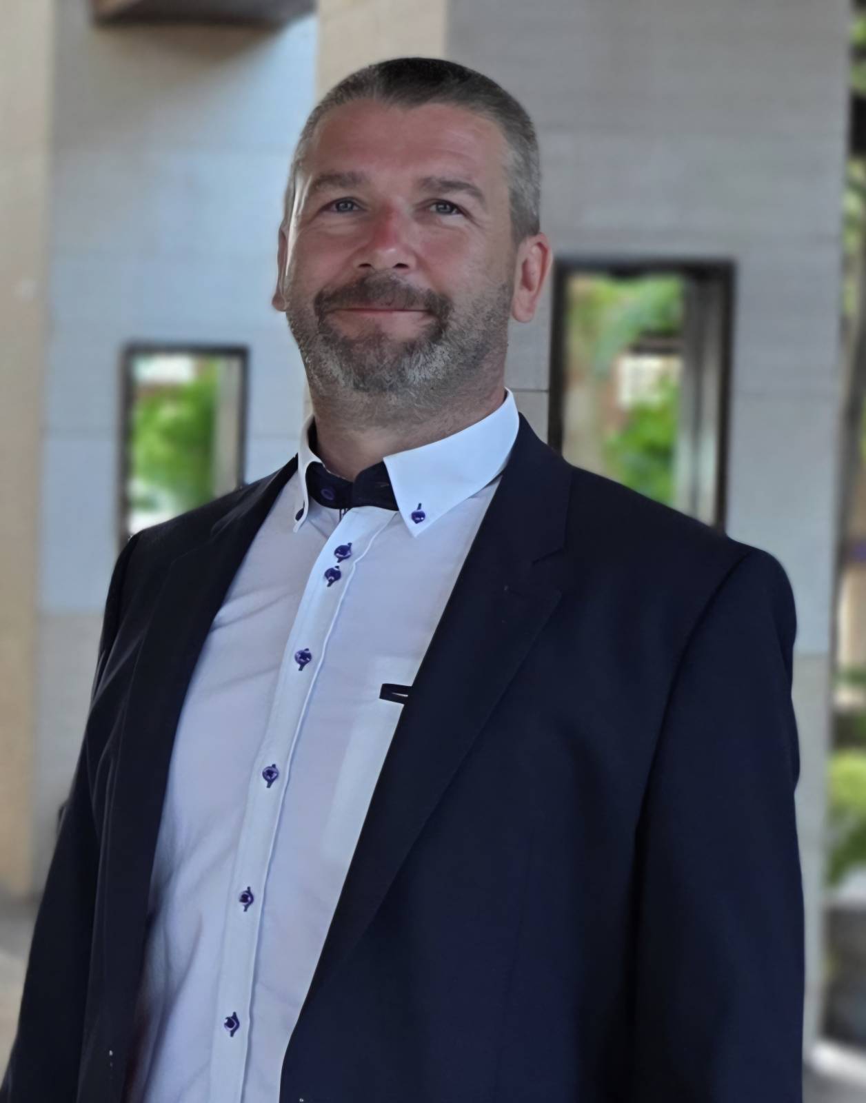 Peter Glad